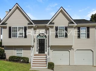 91 Imperial Dr, Hiram, GA 30141