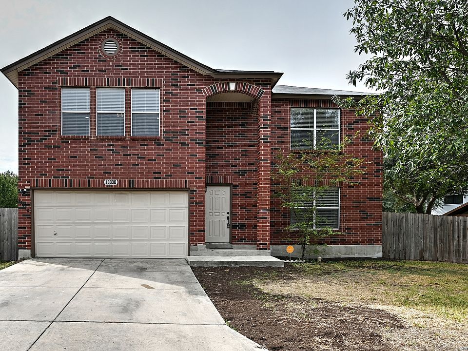 1st image of 13330 Magnolia Brook