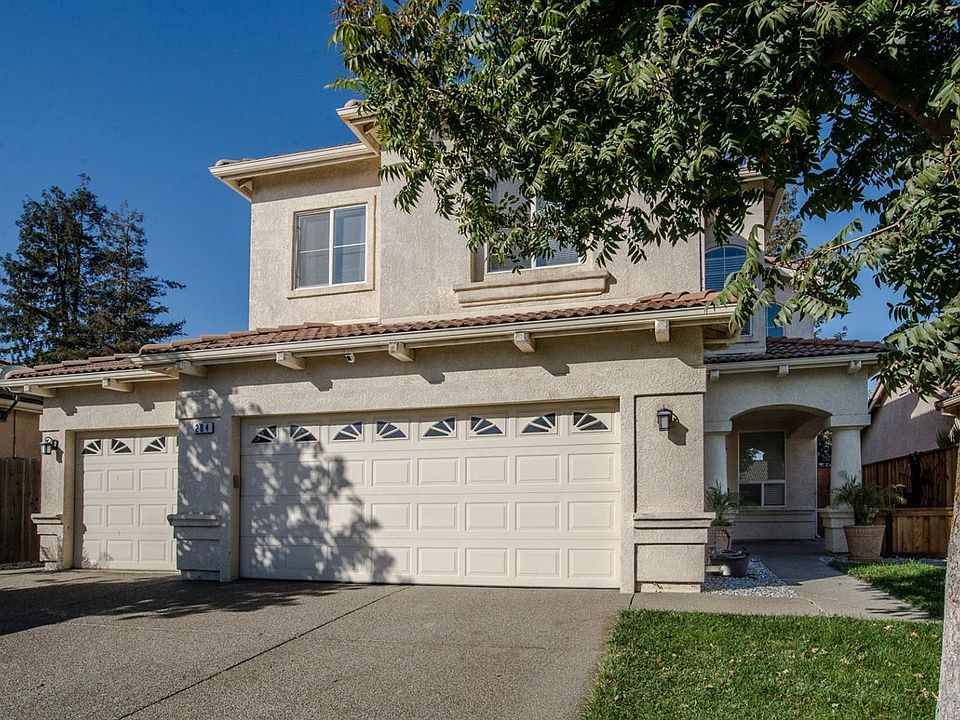1st image of 284 Quail Dr