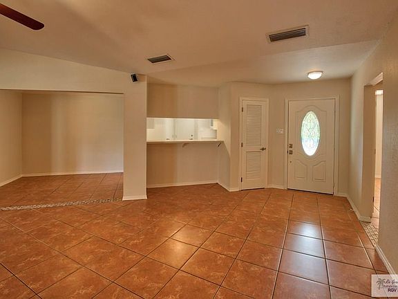 4th image of 1818 Cherry Ct