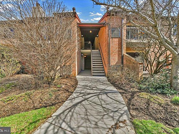 2nd image of 76 Le Forge Ct #76