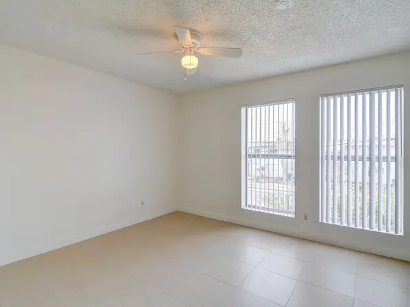 2981 Country Manor Ln APT 117, Las Vegas, NV 89115