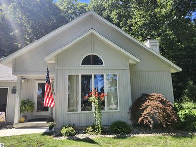 1772 Douglas Dr, Tawas City, MI, 48763