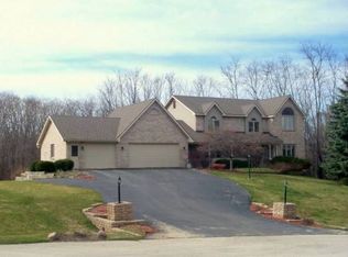 10048 Pamela Dr, Roscoe, IL 61073