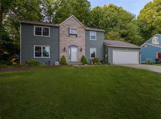 7837 Campton Cir NW, North Canton, OH 44720