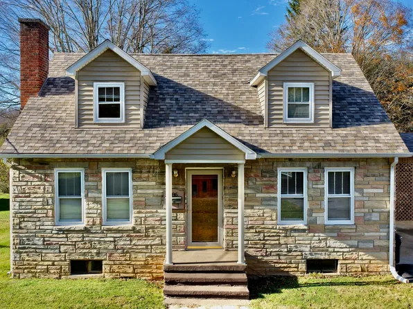 686 Lafayette St, Lewisburg, WV 24901