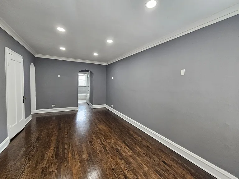 6545 N Francisco Ave #2B — Photo 5