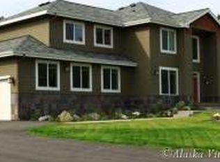 7034 Penny Rose Cir, Anchorage, AK 99502
