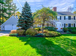 2 Meadow Creek Ln, Falmouth, ME 04105