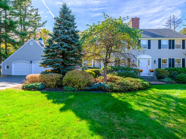 2 Meadow Creek Lane, Falmouth, ME 04105