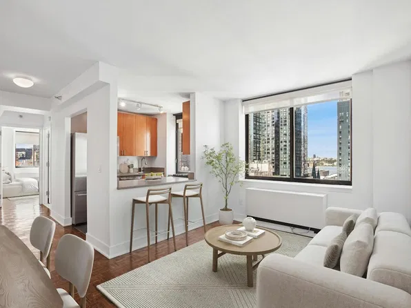 420 West 42nd Street image 1 of 31