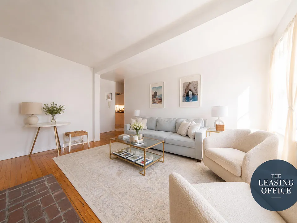 297 W 12th St #3A