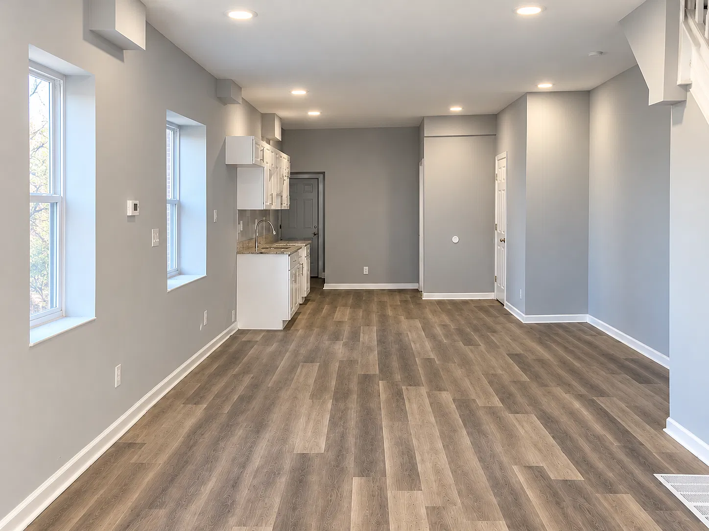 Beautifully Renovated 4-Bedroom Home with Central Air & Private Backyard — Photo 4