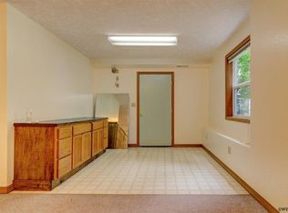 865 NW Raintree Dr, Corvallis, OR 97330