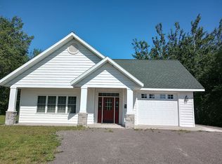 25488 S Oneco Rd, Calumet, MI 49913