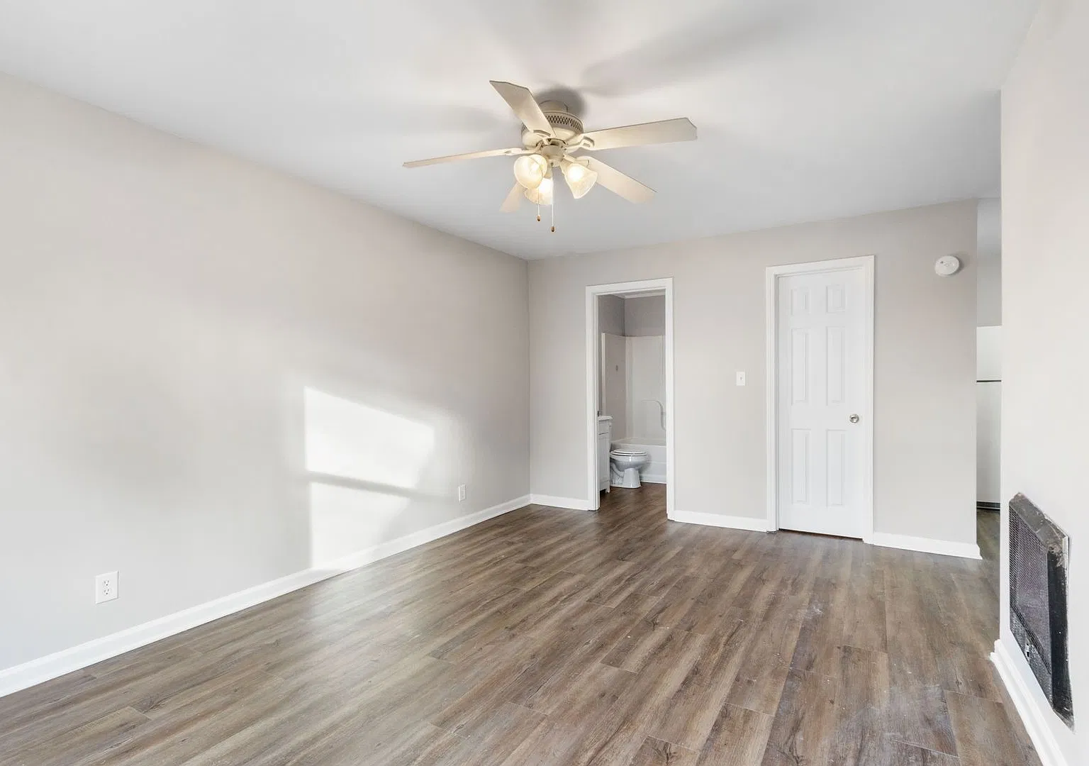 Dortch/Bradley St Apartments — Photo 2