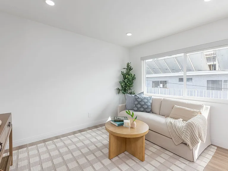 Hermosa 1803 LLC (TIC) — Photo 10