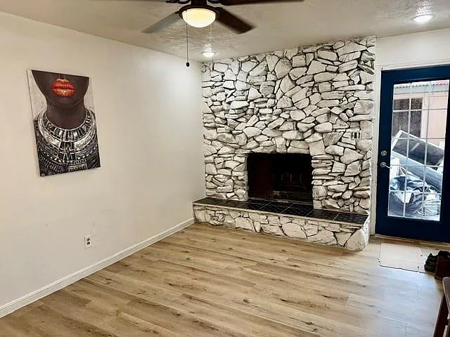 Building Photo - 13527 Castilian Dr #1