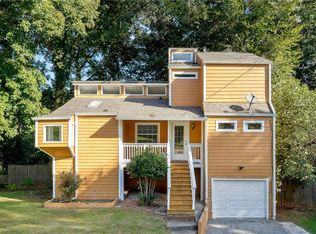 1555 Robin Hill Dr, Norcross, GA 30093