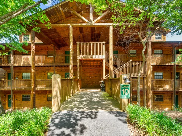 24 Village Trail #10-3, Branson, MO 65616