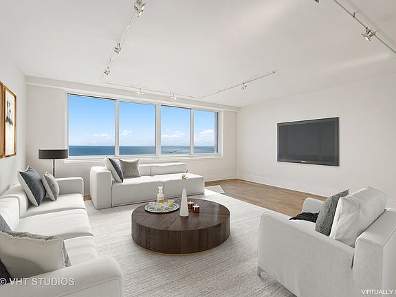 5th image of 1440 N Lake Shore Dr APT 22E
