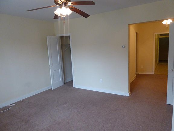 5th image of 429 Evarts St NE APT 1