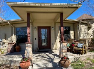 206 Ponderosa Loop, Paige, TX 78659