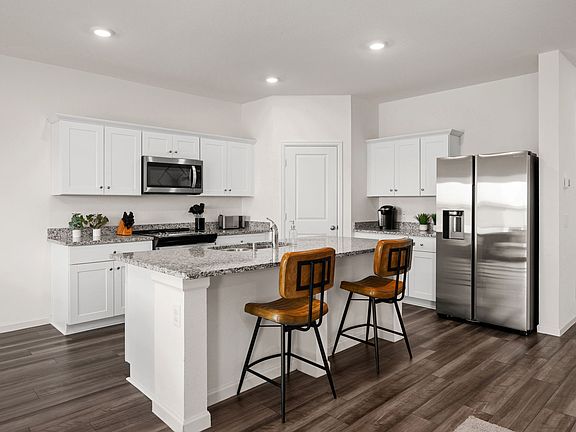 5th image of 4702 Highland Crest Dr