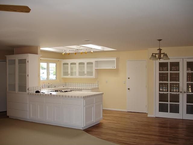 2nd image of 4030 Vista Calaveras St