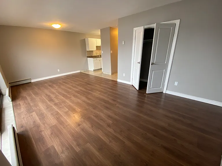 1720 Paris St — Photo 16