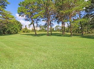 2913 Hampton Place Ct, Plant City, FL 33566