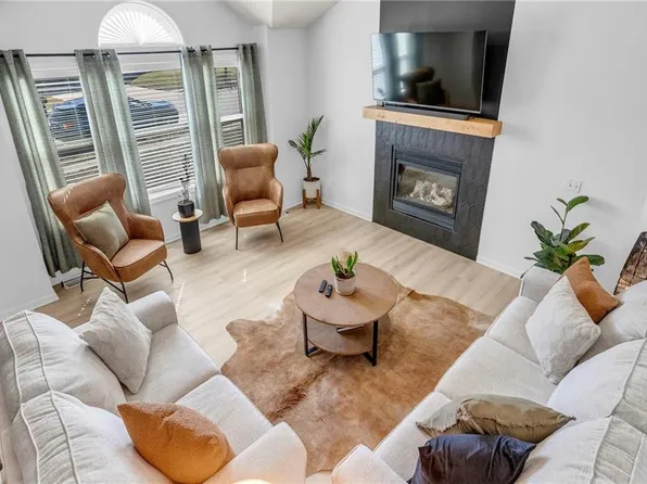 8112 NE 105th Ter, Kansas City, MO 64157