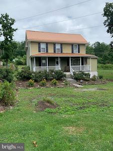125 Falmouth Rd, Bainbridge, PA, 17502