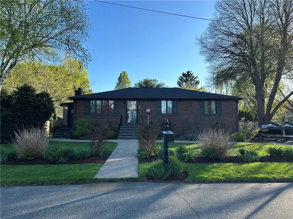 29 Home Ave, Warwick, RI 02889
