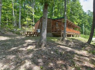 3485 Pilot Rd, Stanton, KY 40380