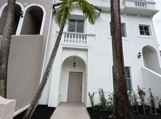 112 Bayfront Dr, Boynton Beach, FL 33435