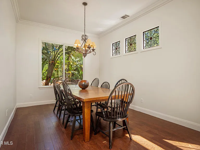 1004 Lambourne Pl — Photo 10