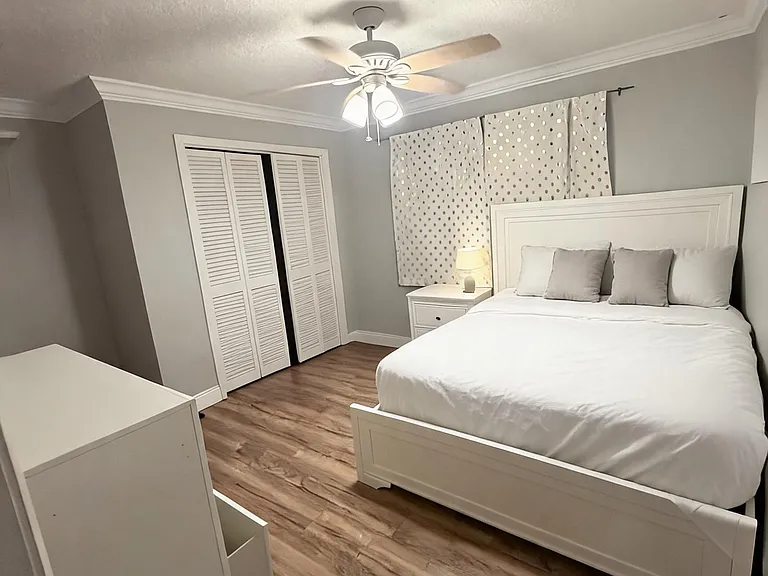 1028 Lamplighter Ln — Photo 12
