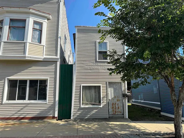 47 Hanson Street, Rochester, NH 03867