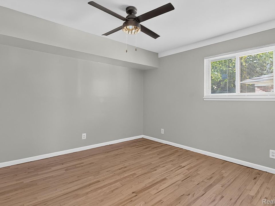 215 Edcliff Ct, photo 11