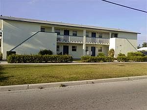 1st image of 1302 12th Ave S APT 8