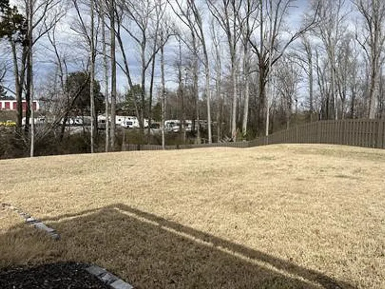 154 Fernhill Dr NW — Photo 10