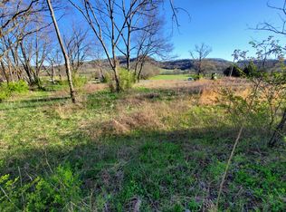 775 Honeysuckle Lane Rd, Bethpage, TN 37022