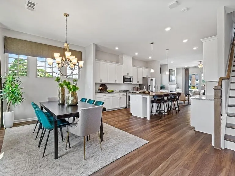 3306 Cherry Grove Ln #5 — Photo 3