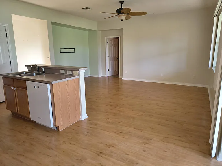 25199 Chiclayo Ave — Photo 12