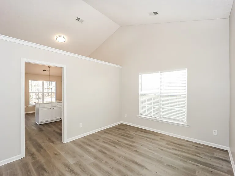 8835 Lake Rd — Photo 5