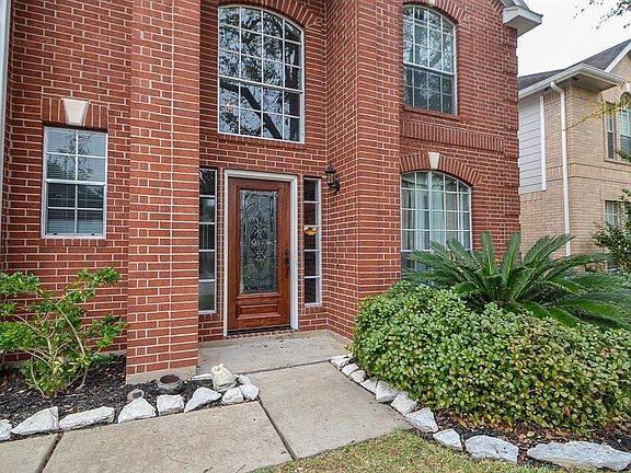 2nd image of 16442 Beewood Glen Dr