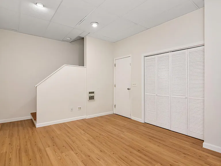 109 Salem St #205 — Photo 28