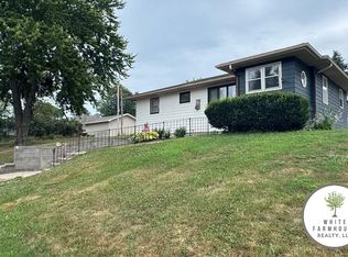 917 Maple St, Pender, NE 68047