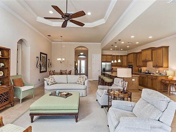 5th image of 28556 San Amaro Dr